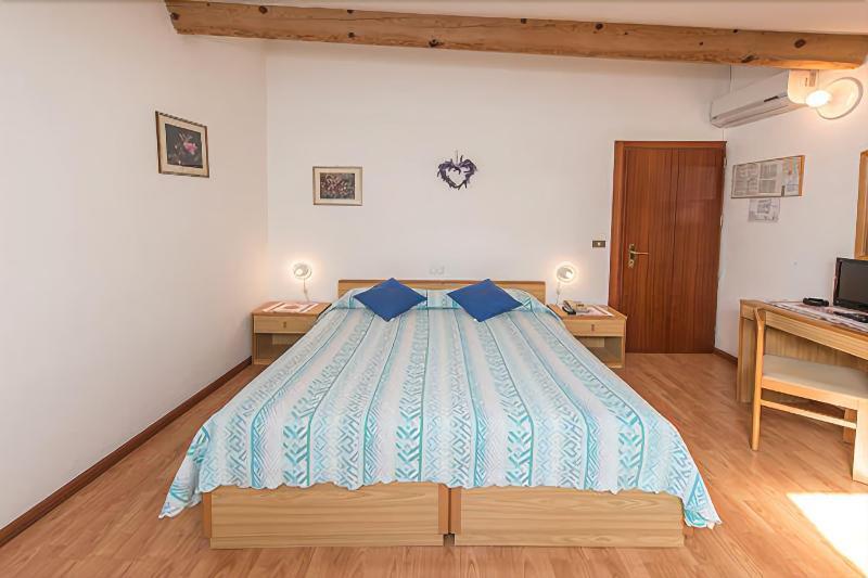 Albergo Antica Rosa Levico Terme Exterior foto